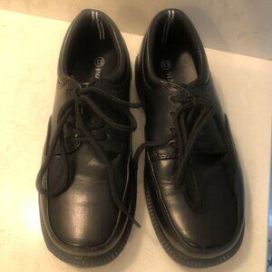 Little boy's lace-up oxford dress shoes - Nautica brand - size 13Y